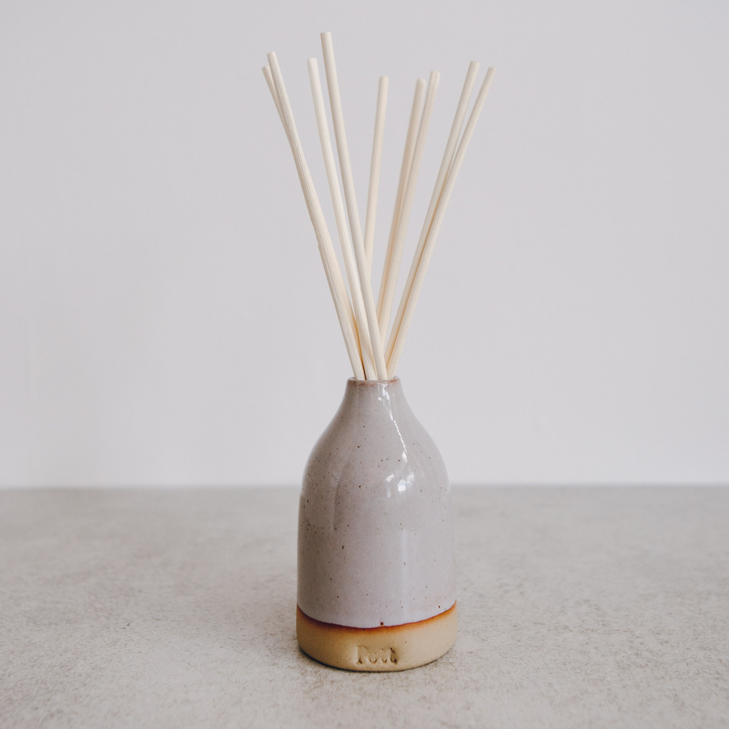 TheHeatherDiffuser_3bd6aeb0-f20e-4b2c-b2ef-6d4d2ab324a4.png